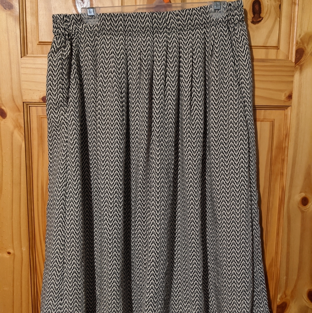 Calf length skirt